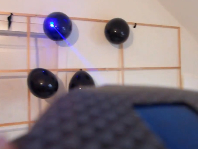 LaserWatch: Ένα ρολόι χειρός με ενσωματωμένη δεσμίδα λέιζερ!